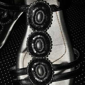 NWOT Bandolino Sandals